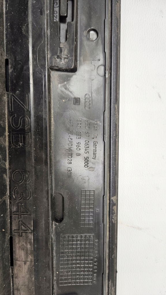 фото №7, Молдинг дверь правая перед audi q5 8r 8r0853960b