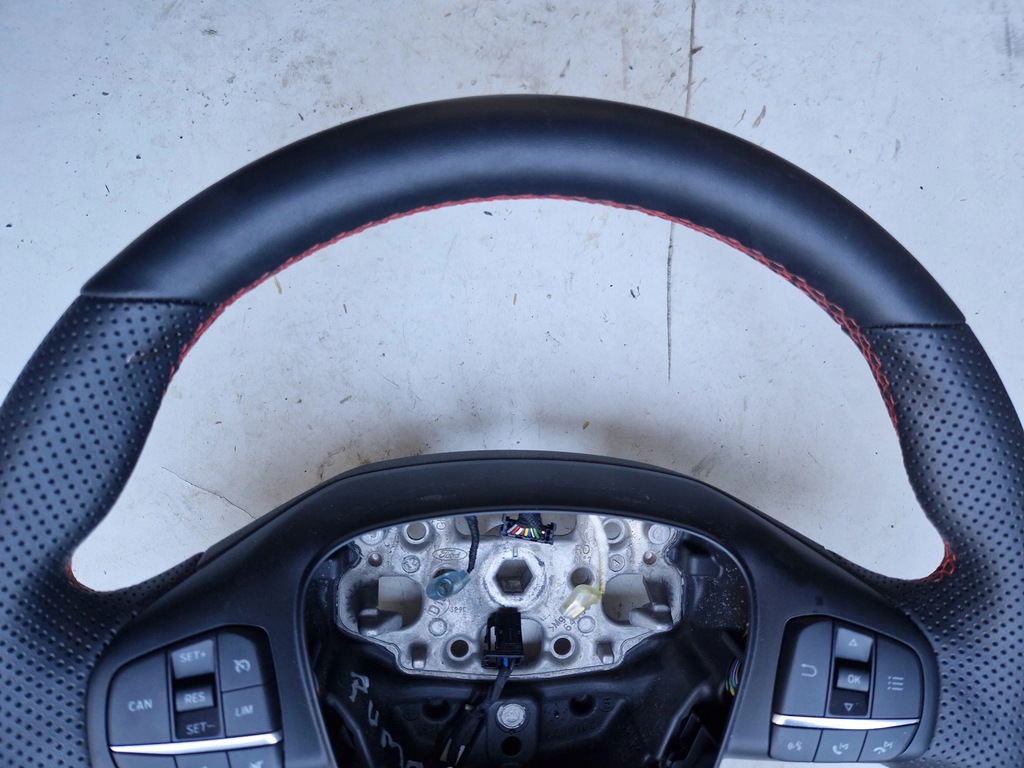 фото №6, Воздуховод кожаный кожа мультифункция ford puma st line