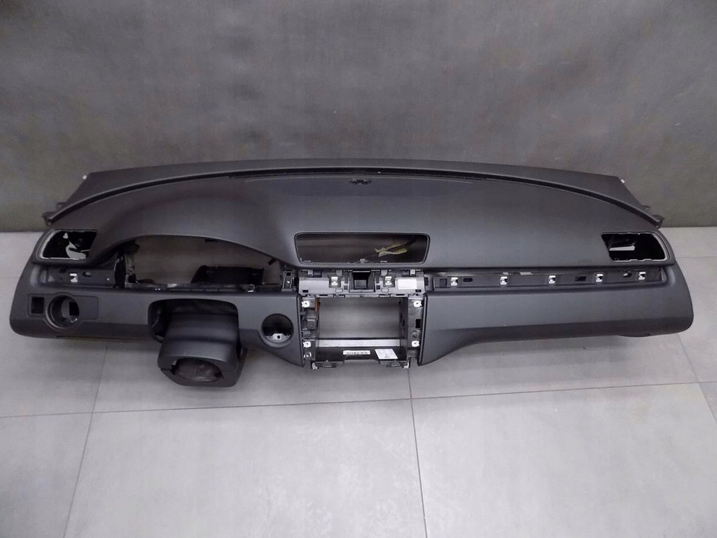 фото №1, Vw passat cc lift приборная панель приборная панель консоль оригинал