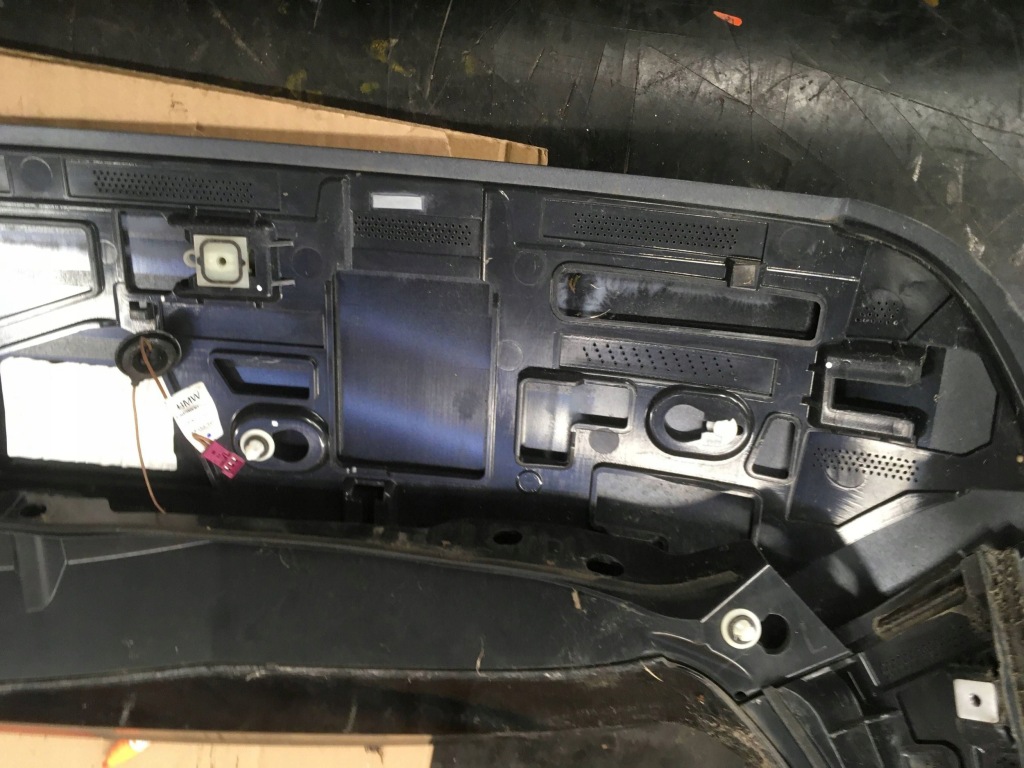 Купити Спойлер кришки багажника bmw x1 f48 f49 2016 колір b39