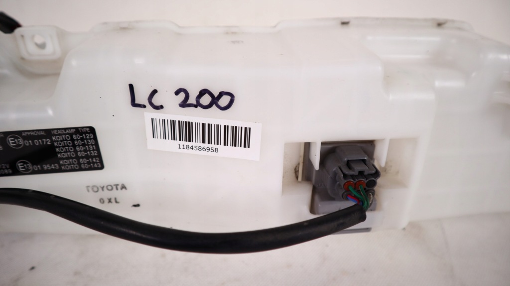 Toyota land cruiser 200 бачок омивача Зі Шроту