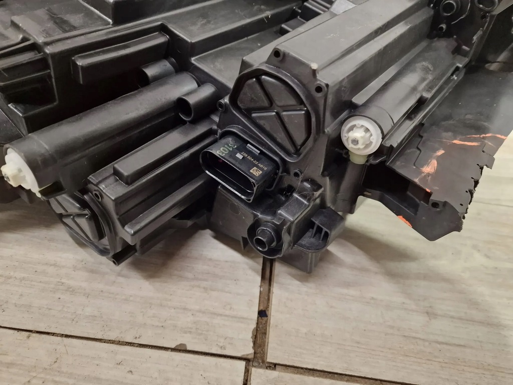 фото №13, Лампа правая перед skoda enyaq full led 5lb941016a