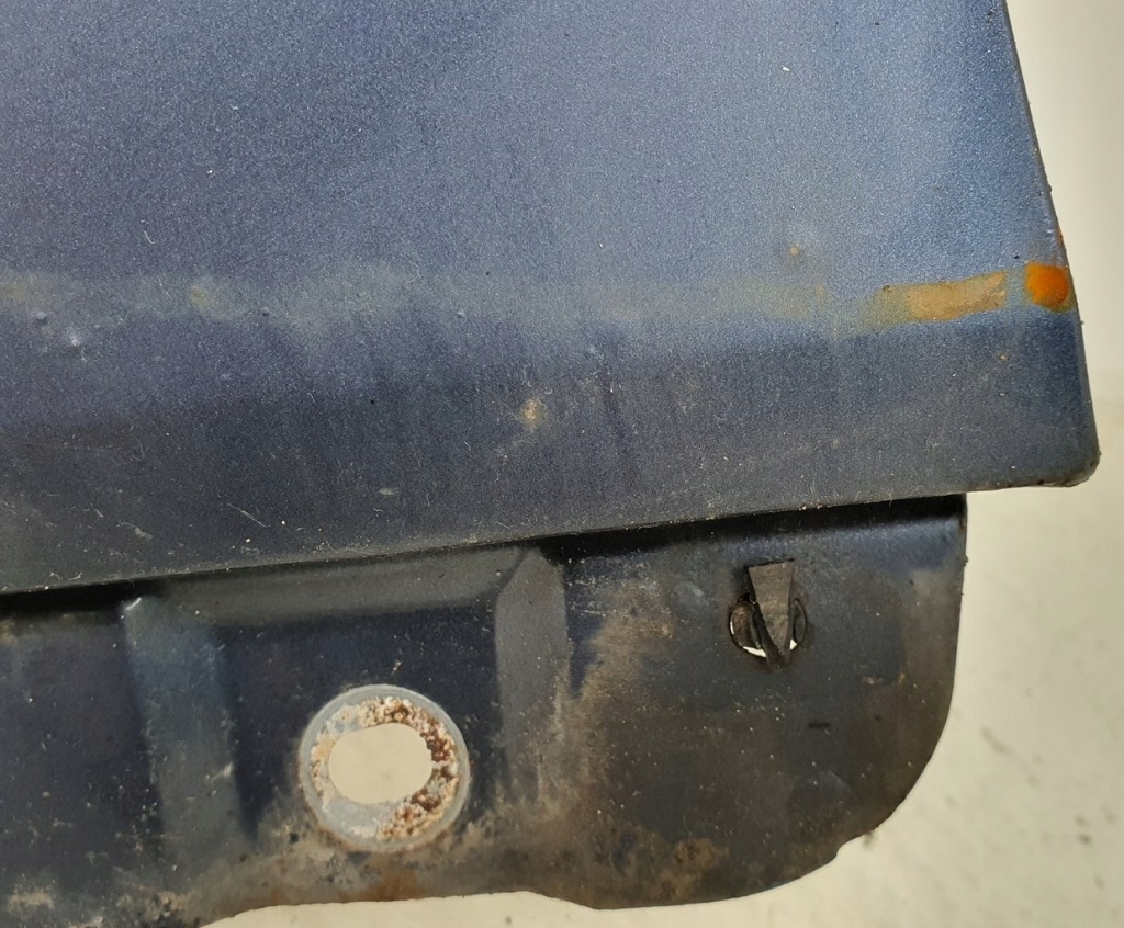 Крыло левый перед 357 mercedes w209 Киев