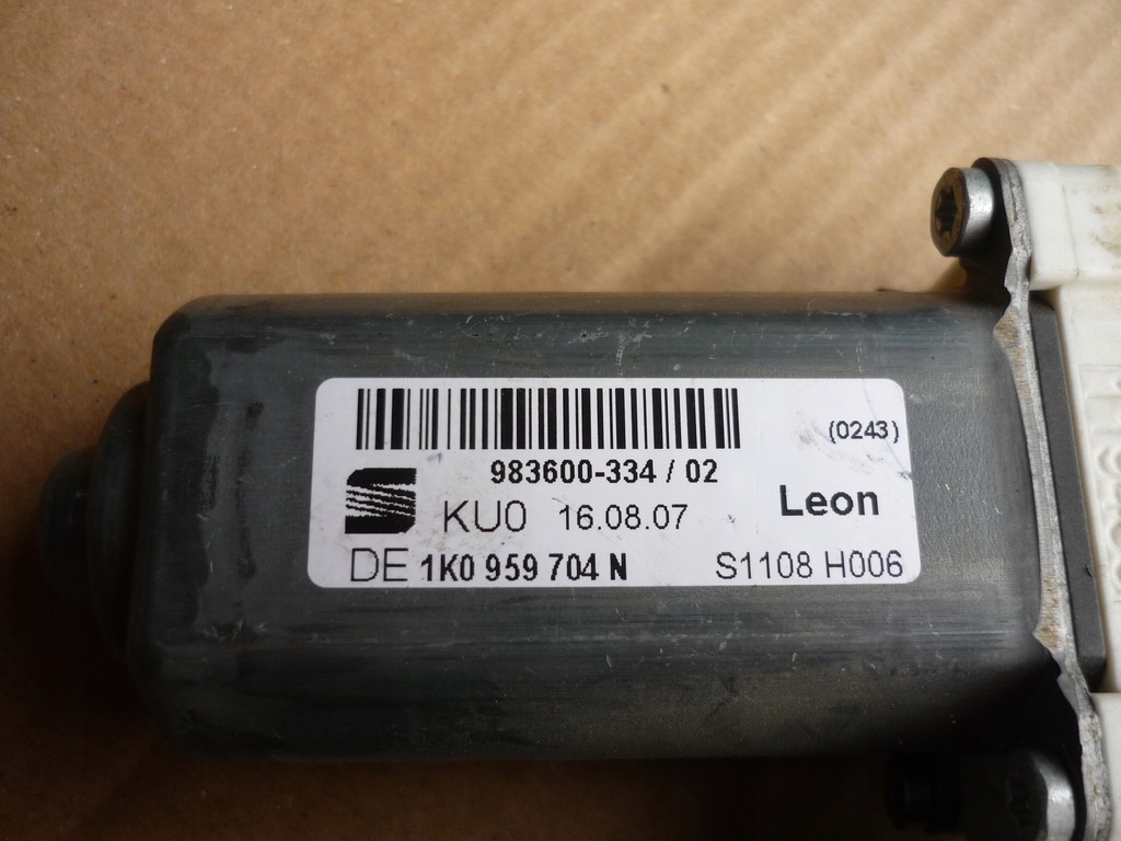фото №7, Моторчик стекло правый задняя seat leon ii 1k0959704n 973624-106 проверенный