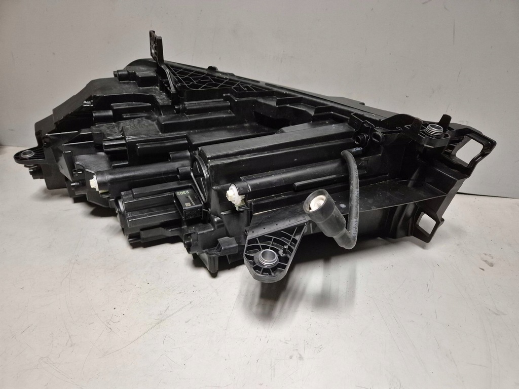 фото №11, Лампа права перед skoda enyaq full led 5lb941016a