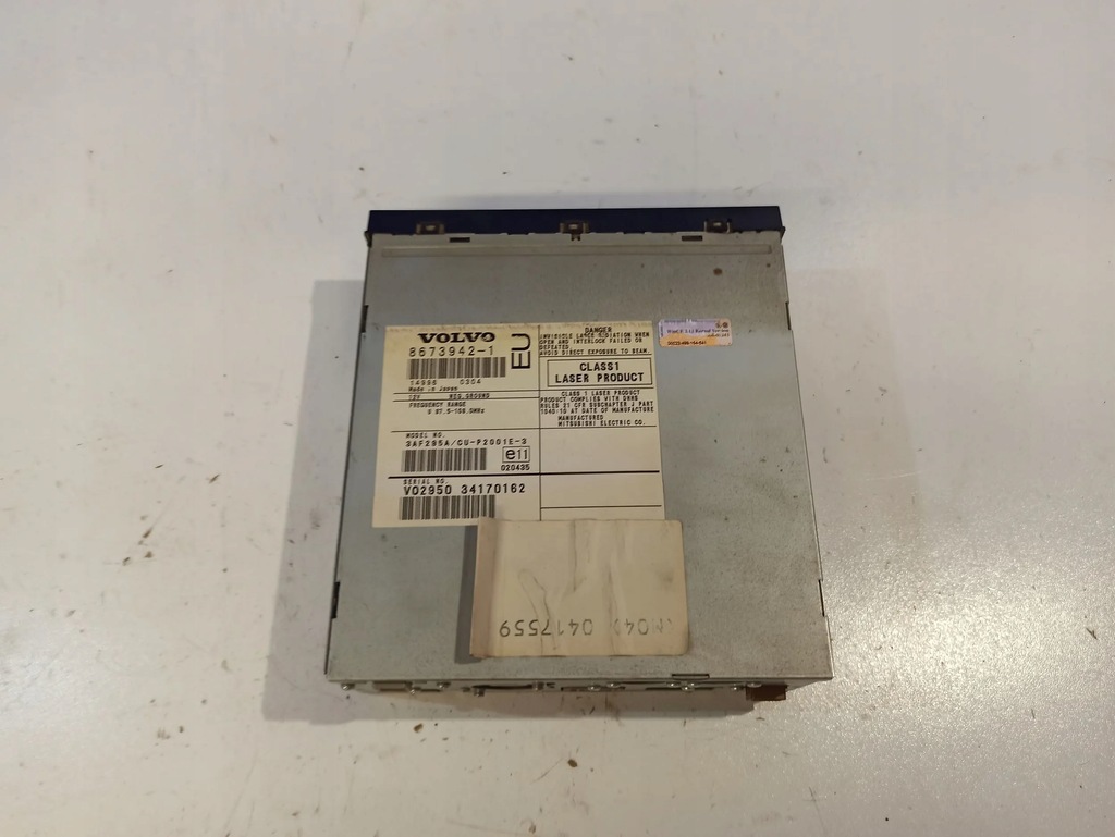 фото №6, Volvo v70 2004 чейнджер cd