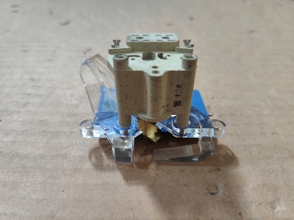 фото №7, Оригинальный указатель уровня топлива nissan sunny n13 24830-52m00