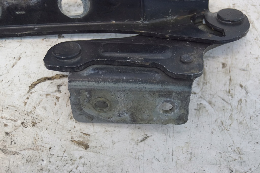 фото №9, Петля капот правий seat exeo 3r0823302a