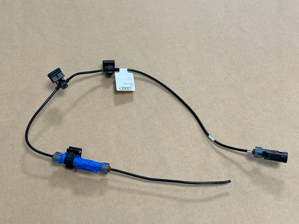 фото №1, Audi a6 a7 4k шланг камеры перед 4k0971192d