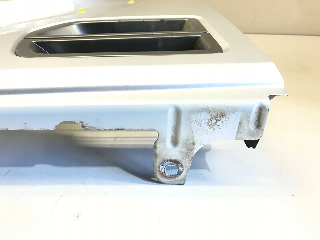 фото №14, Land rover discovery 3 - lr3 2005 po правая крыло