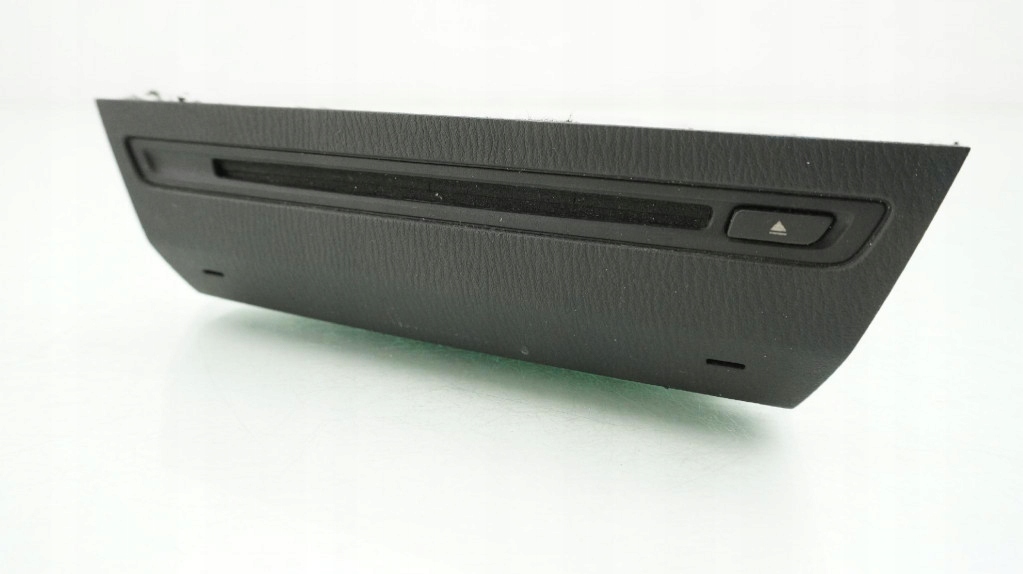 фото №1, Mazda 3 bm радио считыватель md4223/46 odtwaracz cd