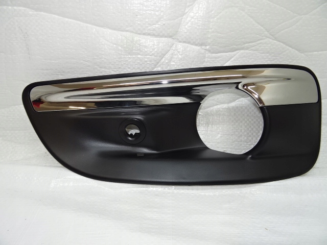 фото №1, Citroen c4 b7 ii решётка заглушка противотуманной фары левая хром plus кронштейн pdc