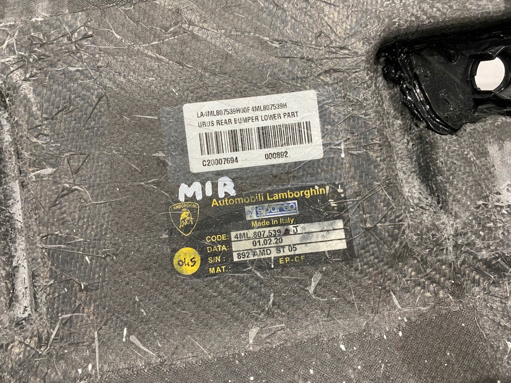 Lamborghini urus карбон бампер задний 4ml807539j Цена