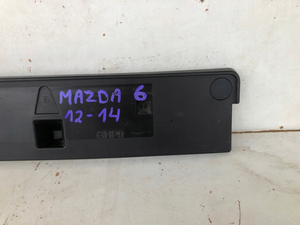 фото №4, Mazda 6 підкладка номерного знака
