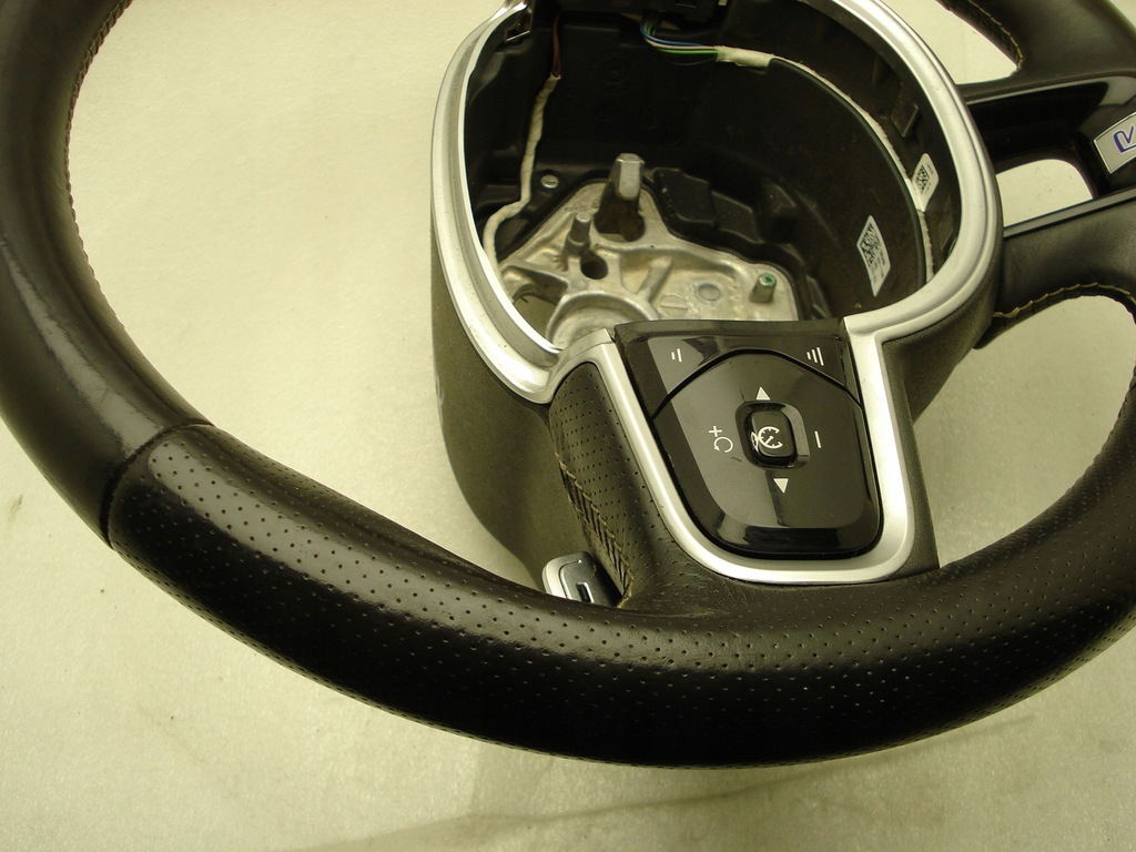 фото №6, Воздуховод volvo xc90 ii rdesign многофункциональный кожа лепестки переключения ładna