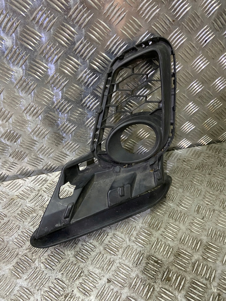 Купить Левая решётка бампера передний mazda 3 lift 11-13