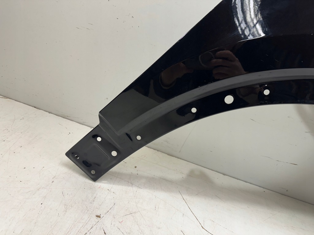 Крыло  правый  перед audi q8 4m8 хороший Цена