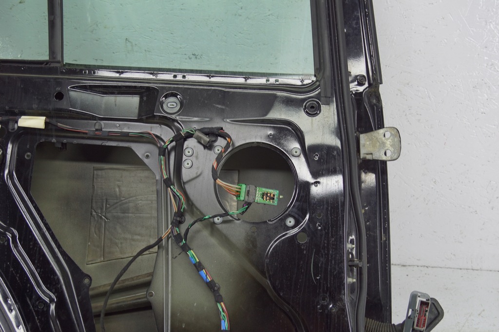 фото №9, Двері лівий задня land rover discovery iii org lak