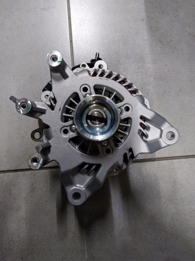 Купити Оригінальний номер mazda стартер hf0718f00d