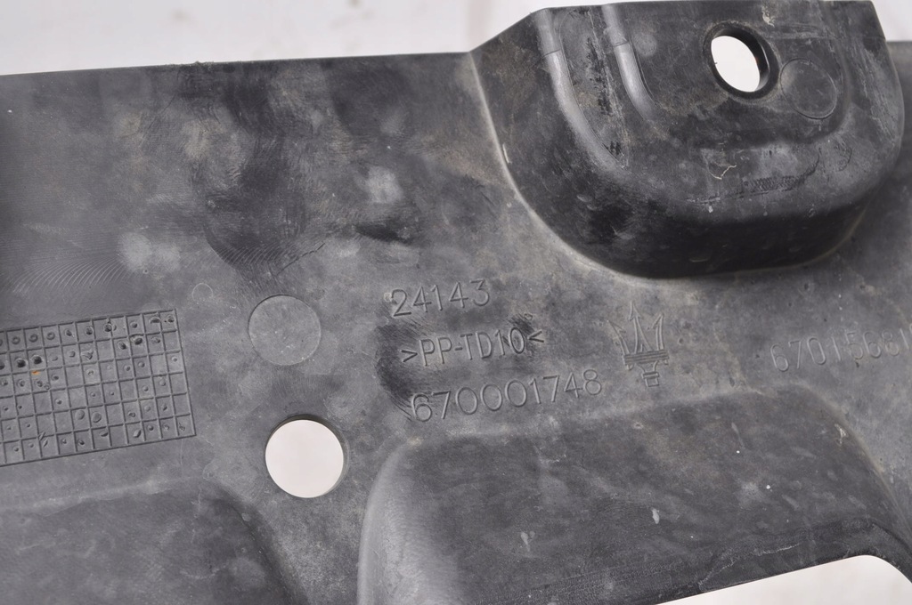 фото №11, Maserati ghibli iii захист бампера pod бампер радіатор 670001748