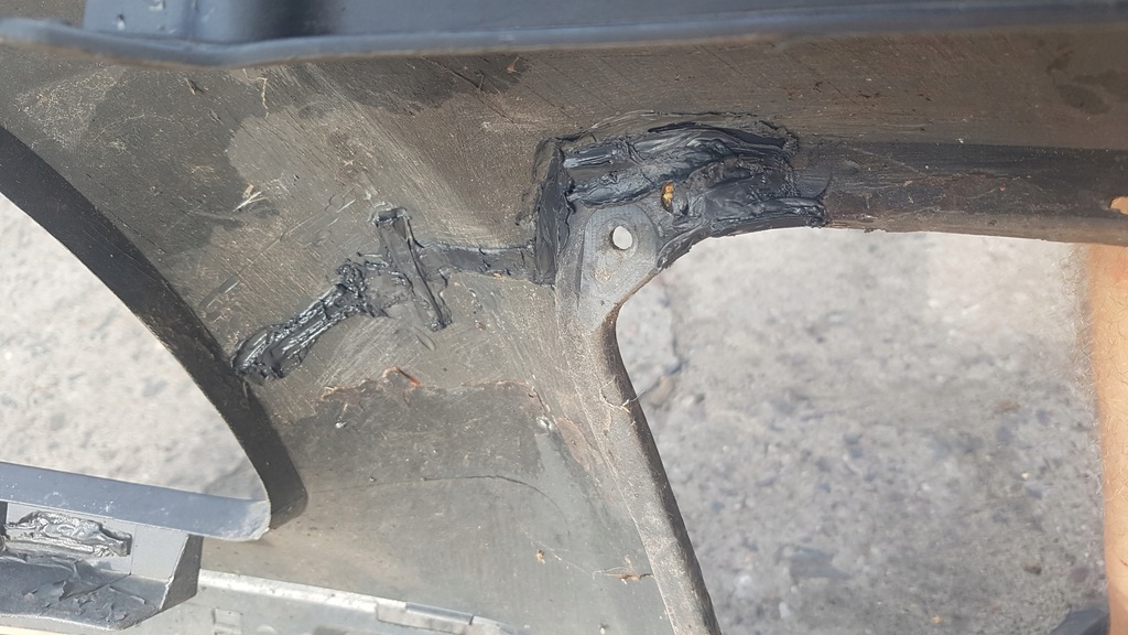 фото №7, Toyota avensis t25 03-06 бампер перед 209