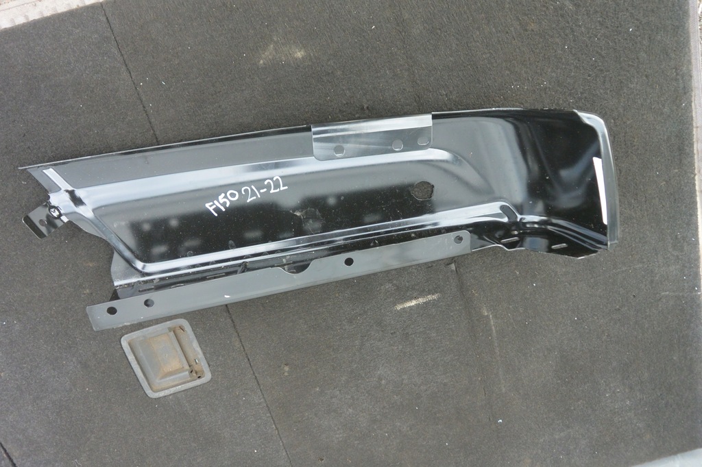 фото №9, Ford f150 кутик бампера задня правий 21-23