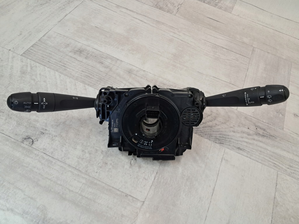 фото №1, Peugeot rifter parter berlingo iv переключатель комбинированный переключатели 98312569zd