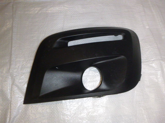 фото №1, Berlingo partner решётка бампер перед 14-