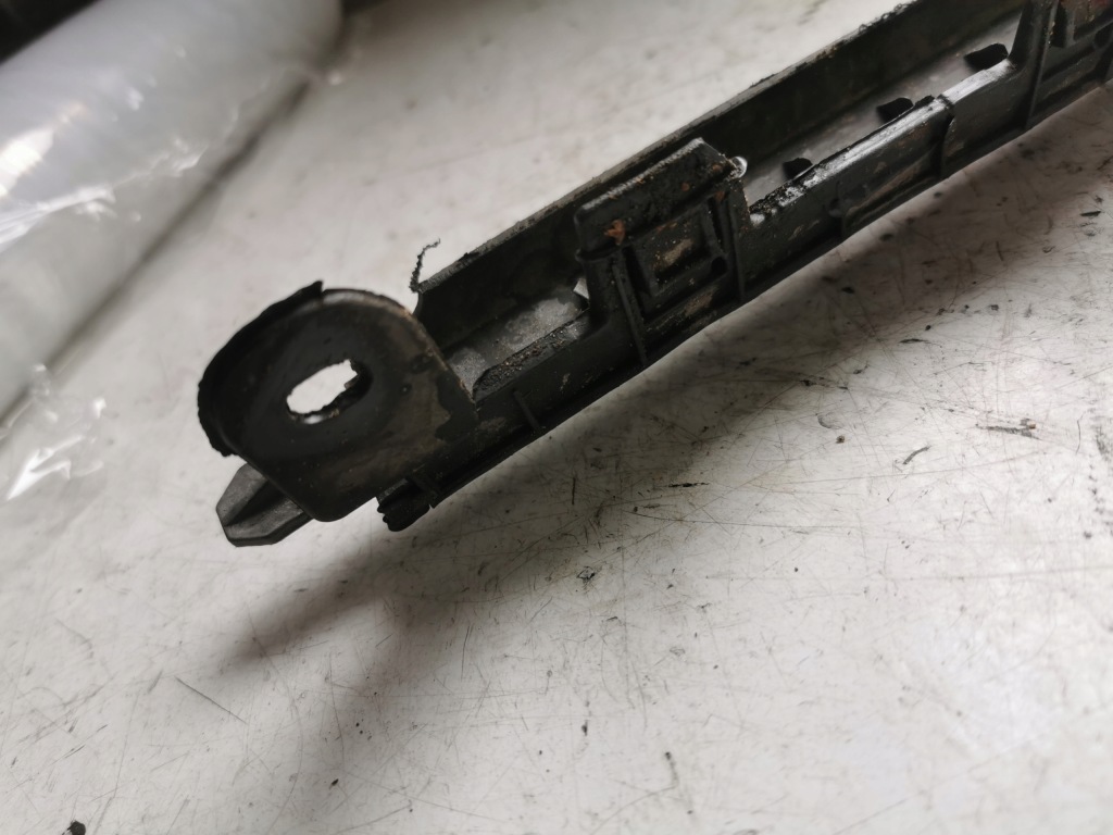 Opel meriva b lift накладка-спойлер левый бампера спойлер 13267706 Киев