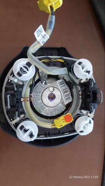 фото №2, Подушка vw golf vi 5k0880201d