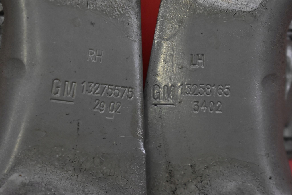 фото №7, Петля петлі кришки 13275575 13258165 opel astra 4 iv j 5d hb lift 11-20