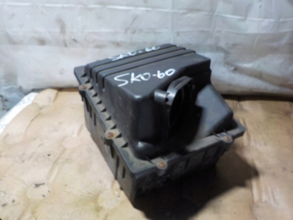фото №1, Skoda rapid 1.6 tdi 2016r корпус фильтра воздуха 6c0129601k
