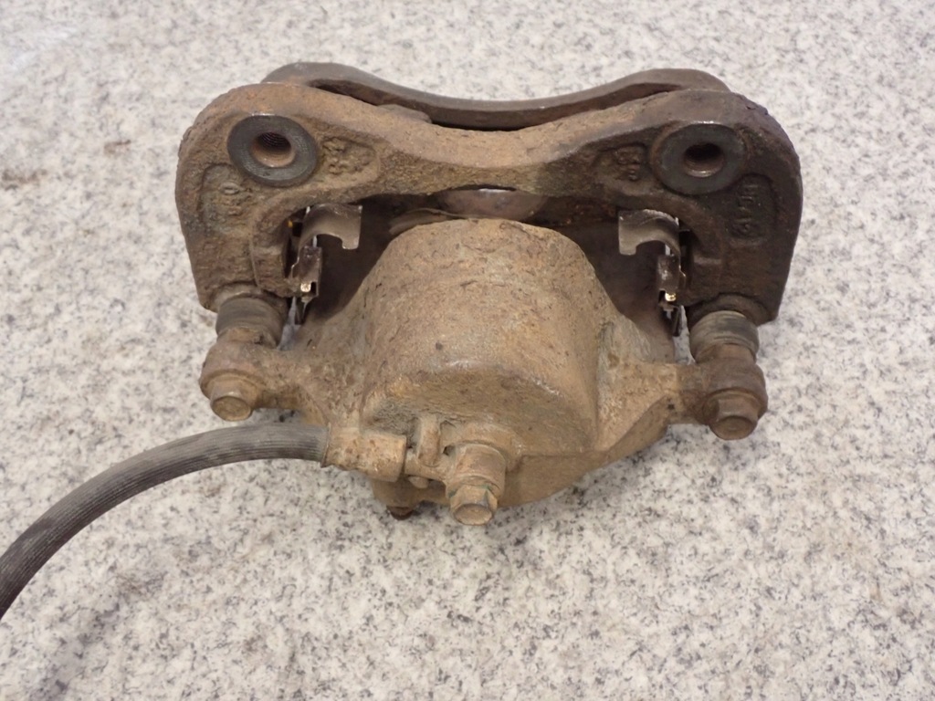 фото №6, Hyundai tucson sportage 04 - crdi суппорт передний r