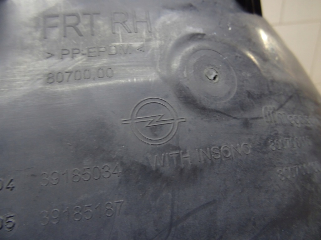 Opel corsa f 982946448004 подкрылок правое передние перед 2019- с Разборки