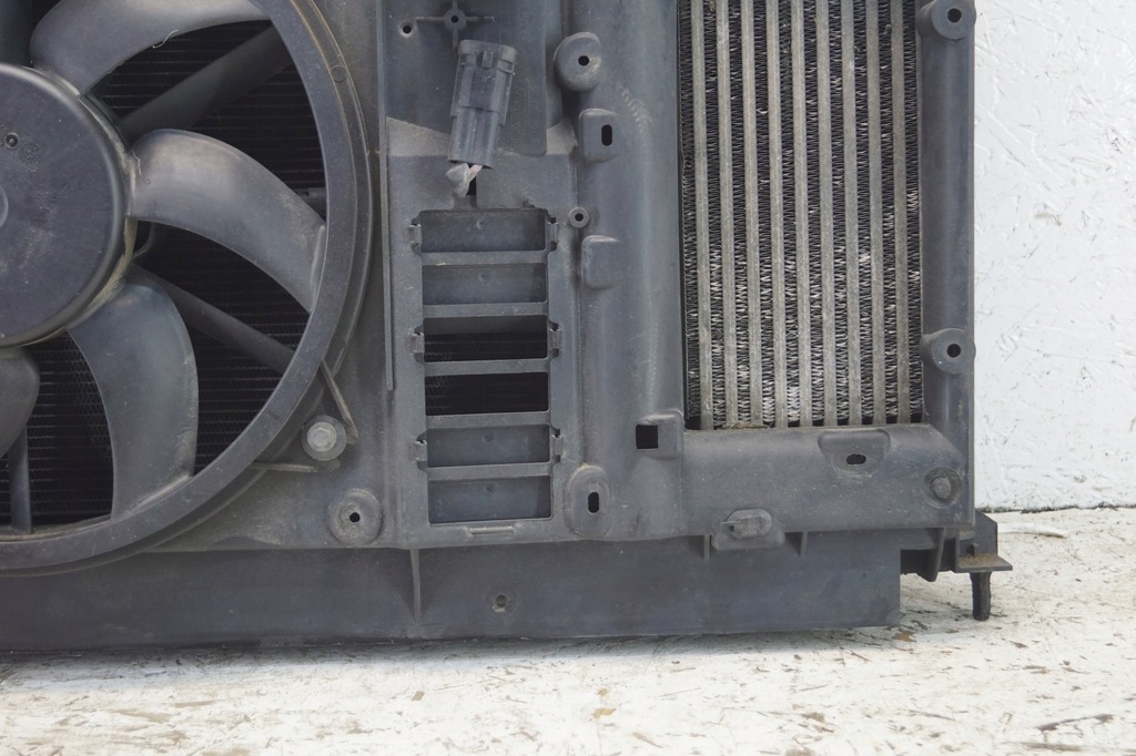 фото №8, Pas передний радиатор citroen ds5 2.0 hdi