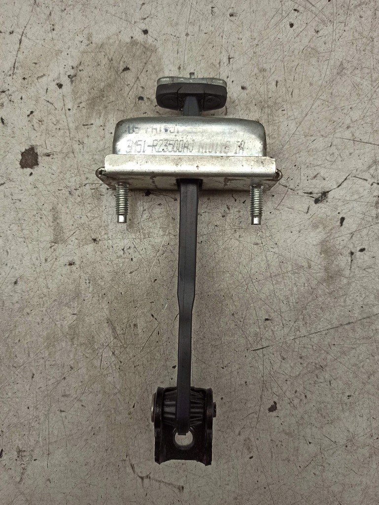 фото №1, Ford kuga l ограничитель дверь r23500aj