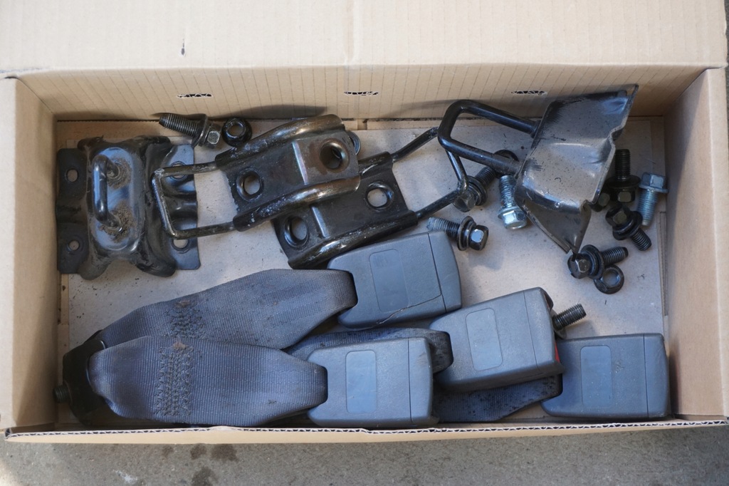 фото №16, Kia sorento i заднее сиденье сиденье комплект 04r