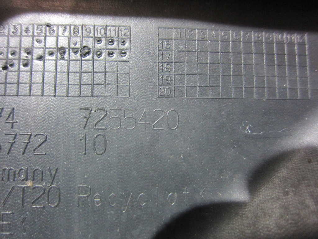 фото №12, Bmw f30 335xi n55 радіатор оливи двигуна 7255420 17127618360 7639450