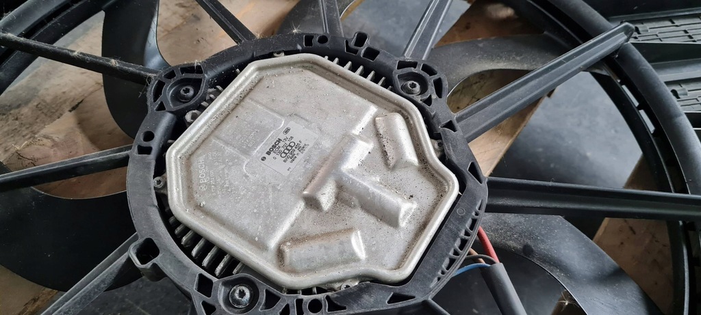 фото №7, S4 b9 8w a4 вентилятор радиатора моторчик 3.0 tfsi 8w0121003b s5 8w