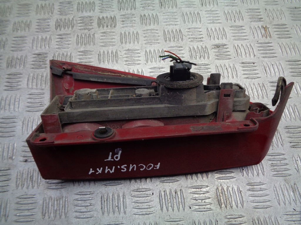 фото №2, Лампа права задня ford focus mk1