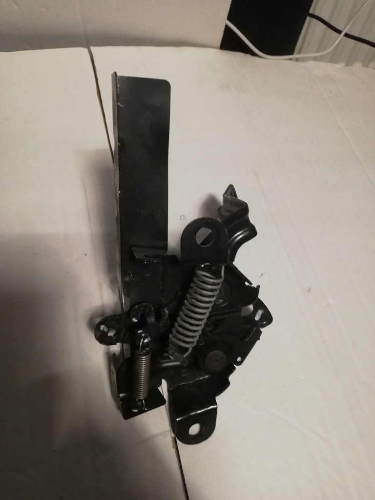 фото №3, Toyota c-hr замок капот 53510-f4040 orginał