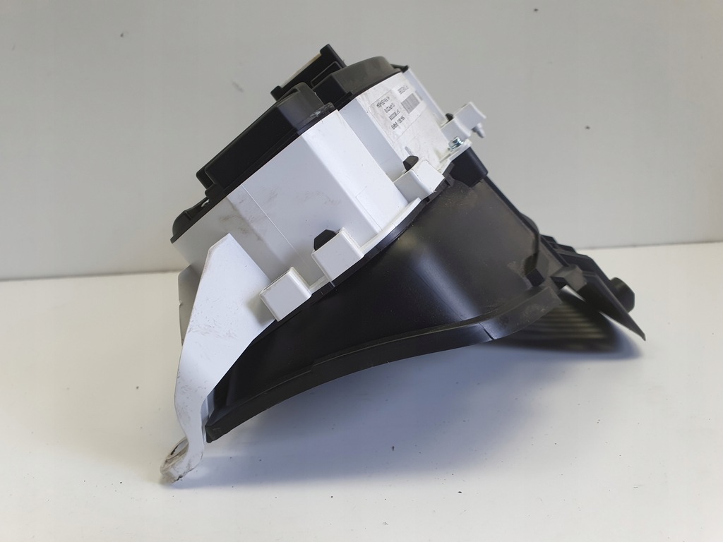 фото №10, Volvo s60 ii v60 i бензин счетчик приборы p31453086 31453086