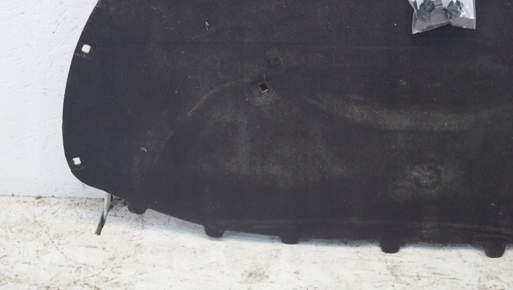 фото №6, Шумоизоляция капот + клипсы vw polo 6r lift