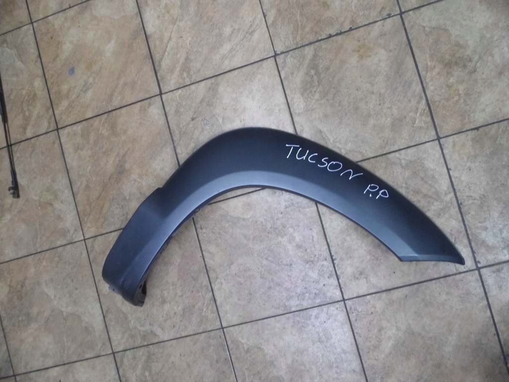 фото №1, Tucson i 2.0crdi 07' молдинг крыла правый перед