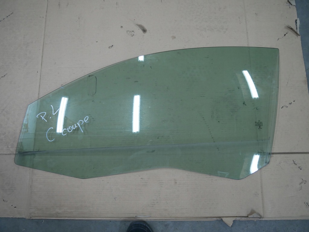 фото №1, Mercedes w204 c204 coupe передня ліва скло перед лівий