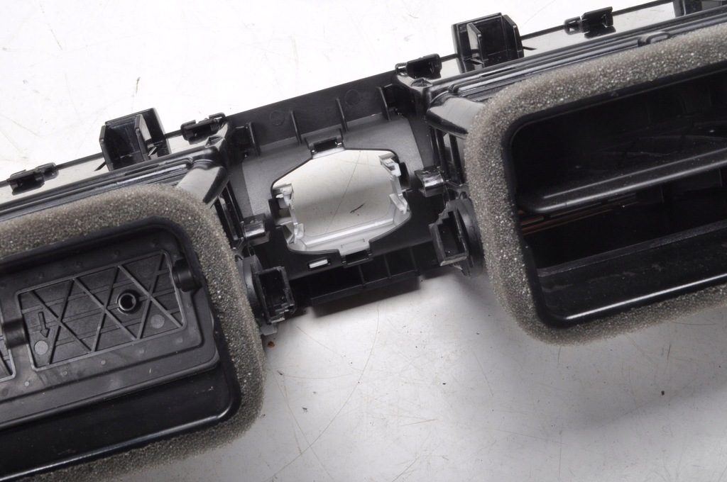 фото №14, Toyota supra mk5 решётка обдув средняя anglik 23r