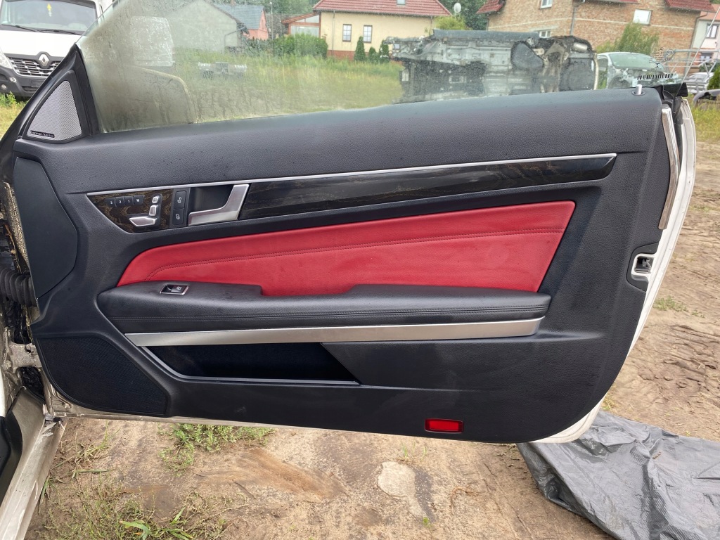 фото №13, W207 e400 c207 середина обивка czerwona amg сиденья заднее сиденье mercedes