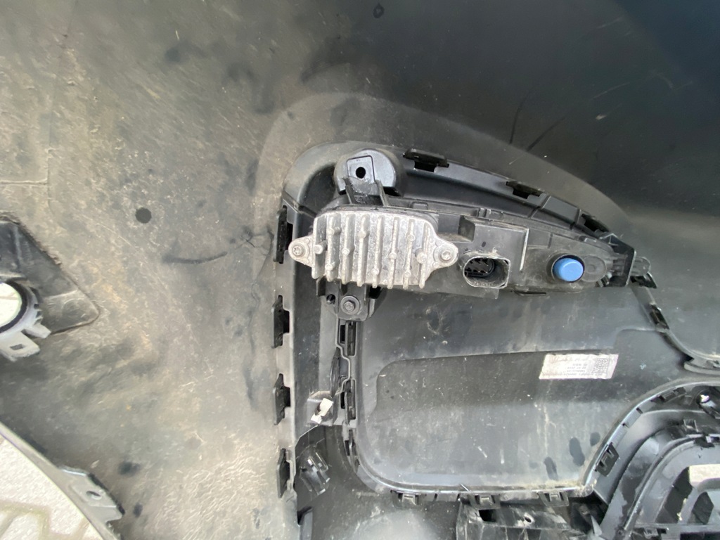 фото №11, Бампер перед bmw i3 lci lift