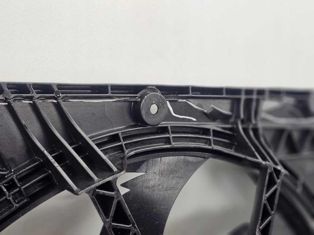 Lexus nx 2 es vii вентилятор радиатора 268500-4030 16363-25020 Доставка