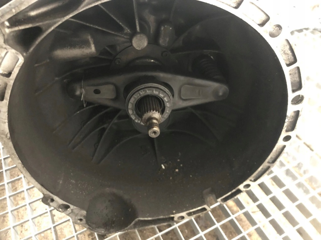 фото №10, Bmw 1 e82 e88 механічна коробка передач 6 передач gs637dz 2000cm3 2008